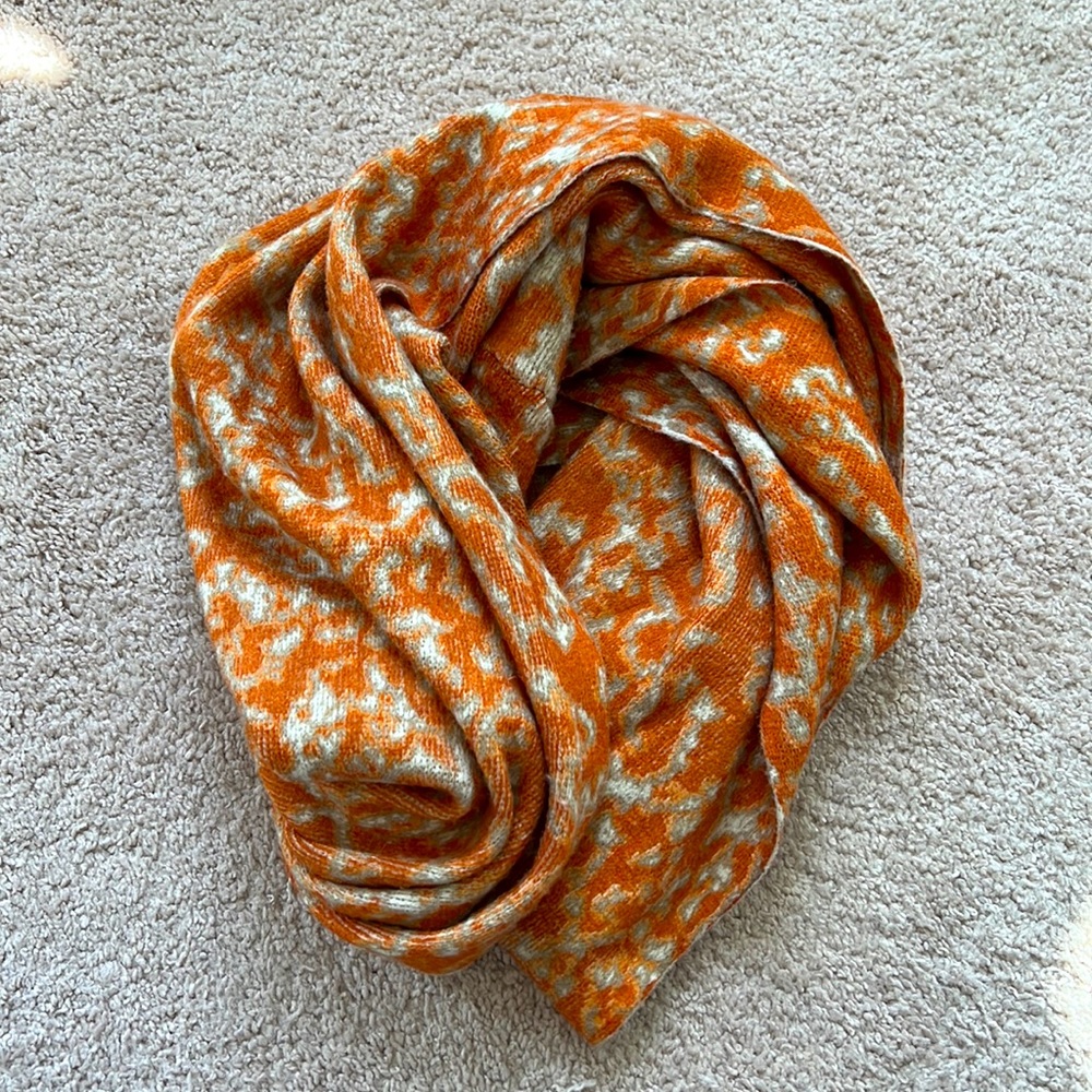 MICHAEL KORS Scarf!